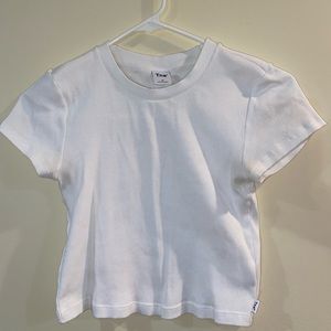 Aritzia Tna Ribbed Cropped t-shirt, M